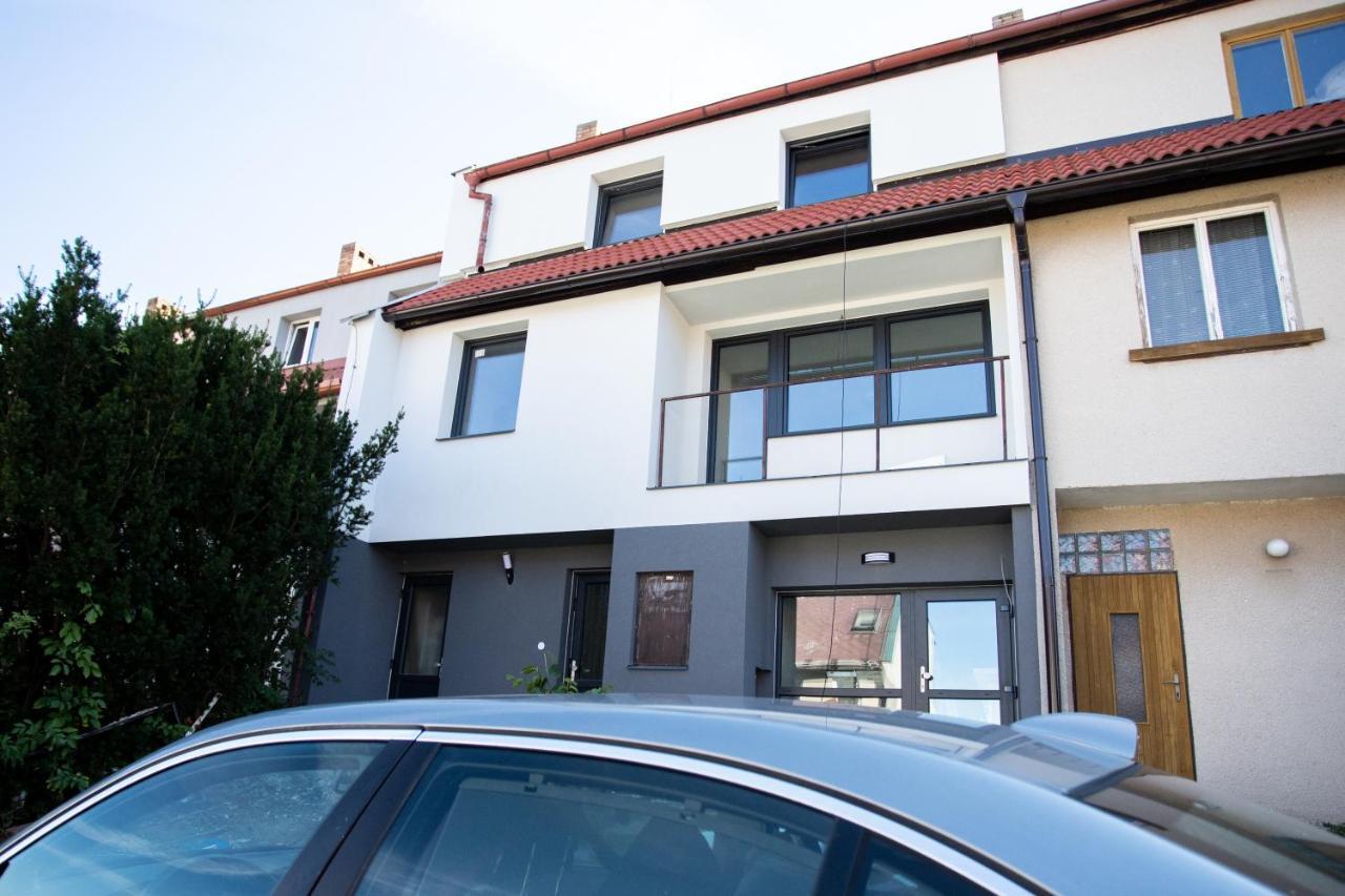 Černá v Pošumaví Tina Apartments المظهر الخارجي الصورة