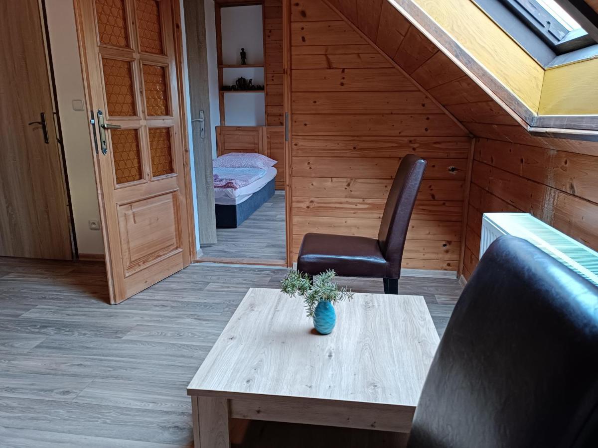 Černá v Pošumaví Tina Apartments المظهر الخارجي الصورة